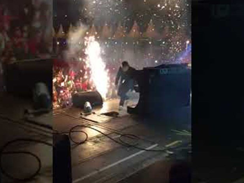 بالفيديو: حقيقة سقوط الفنان جو رعد داخل المسرح